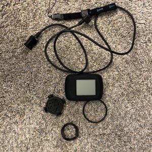 Garmin GPS watch with charger (Egde 200)